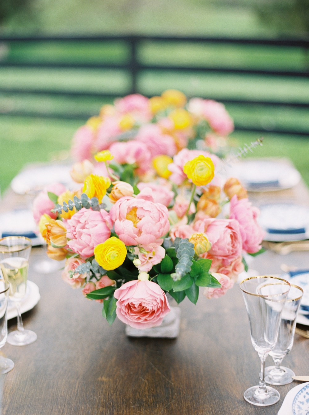 how-to-have-a-springtime-wedding-at-a