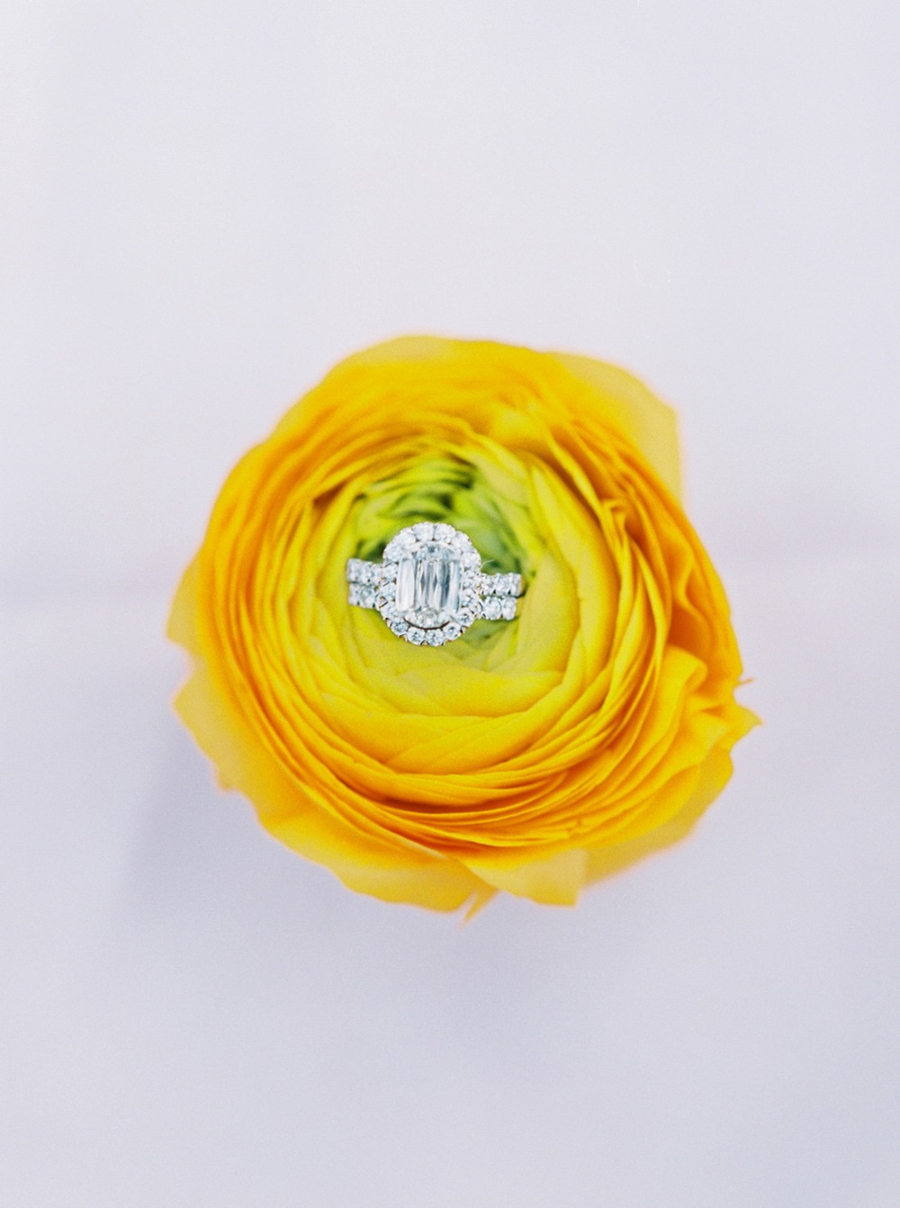 how-to-have-a-springtime-wedding-at-a