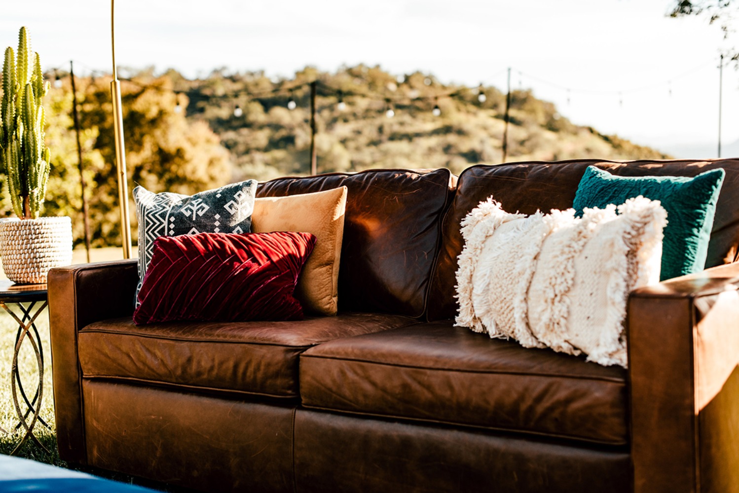 how-to-modernize-your-boho-summer