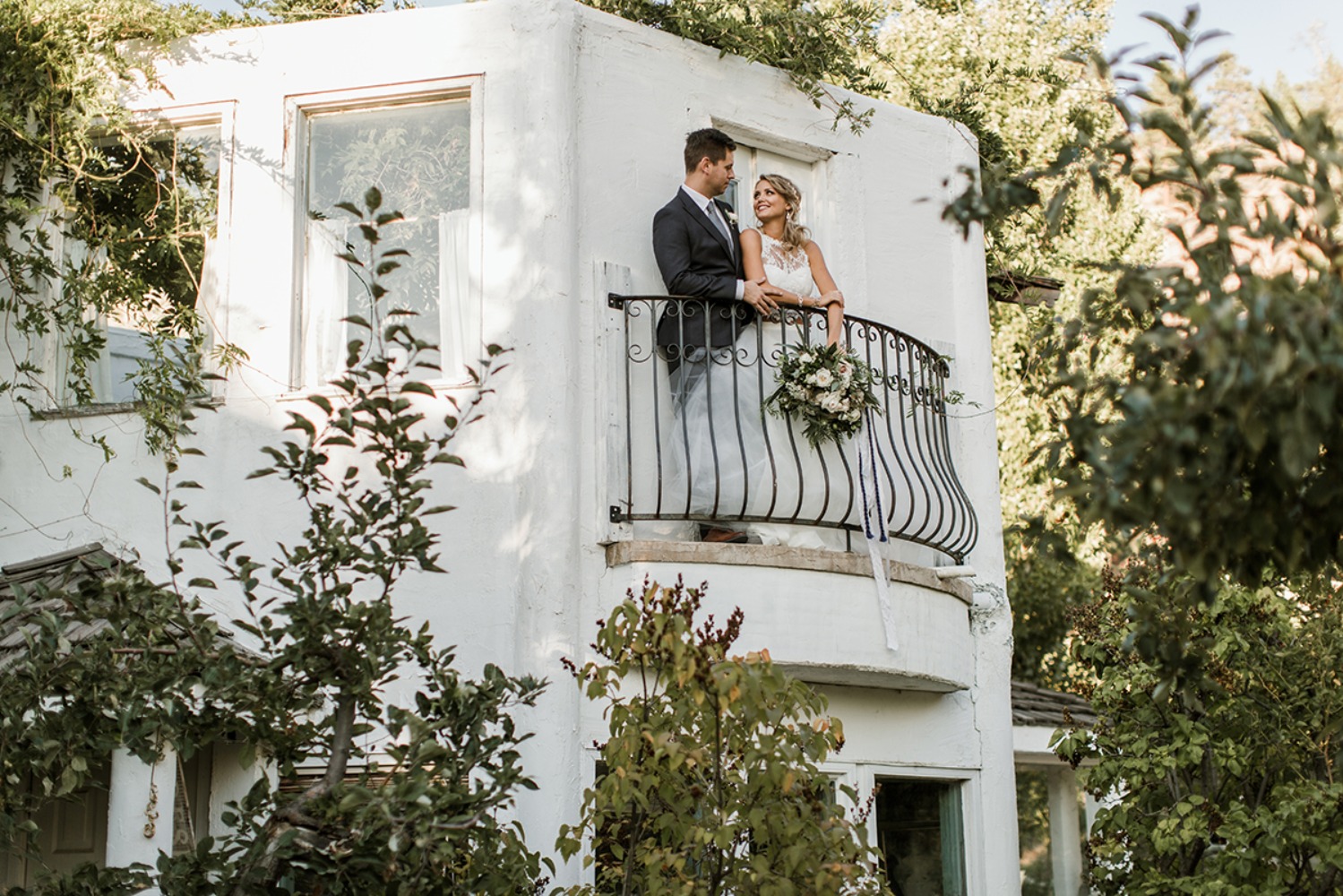how-to-throw-a-faux-destination