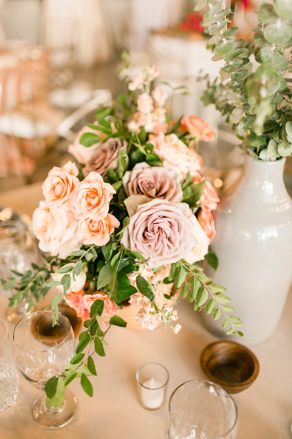 blush and peach romantic floral decor
