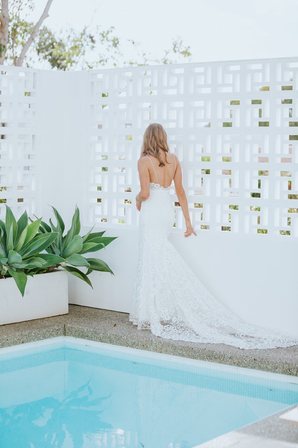 lunawillowbridal44