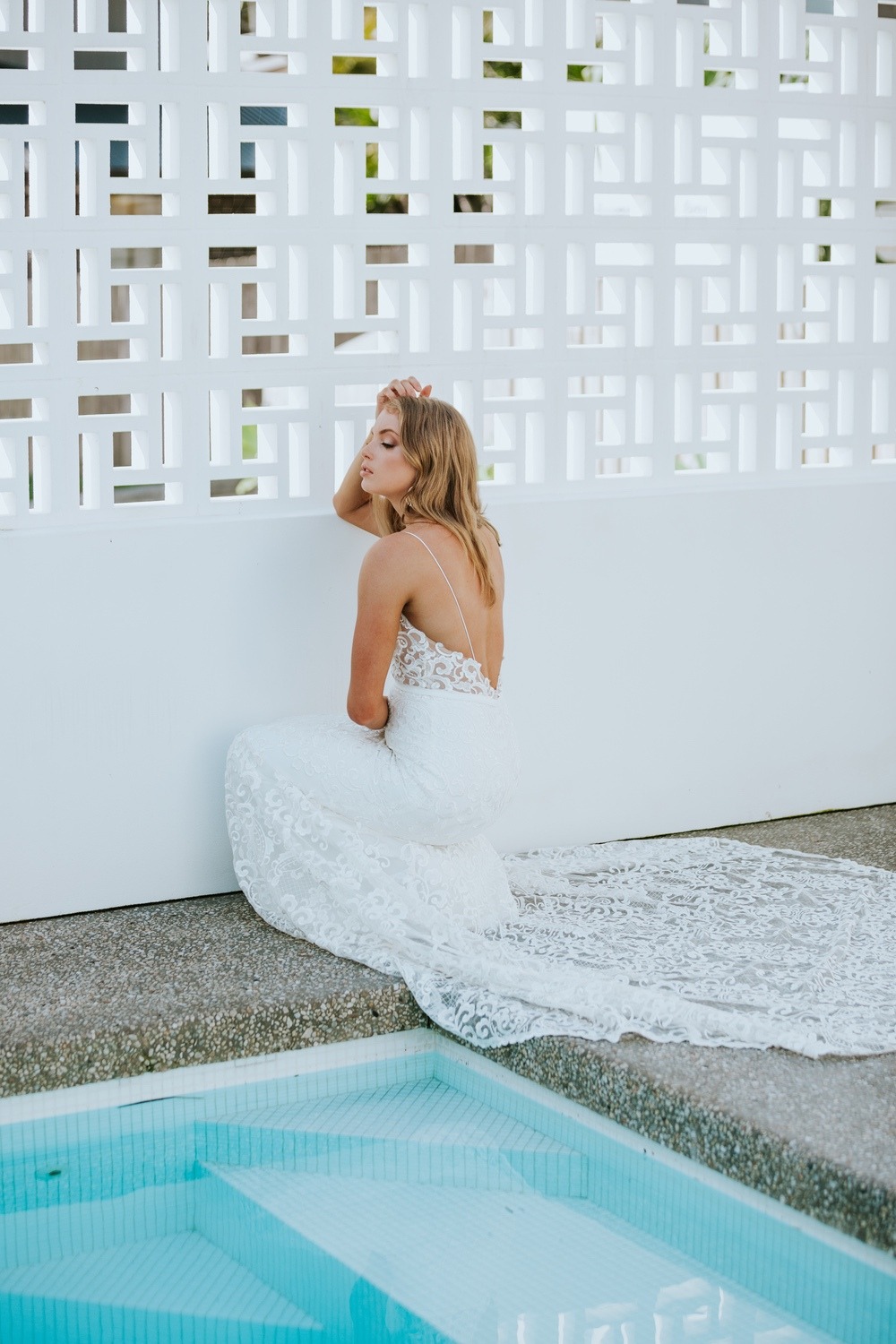 lunawillowbridal48