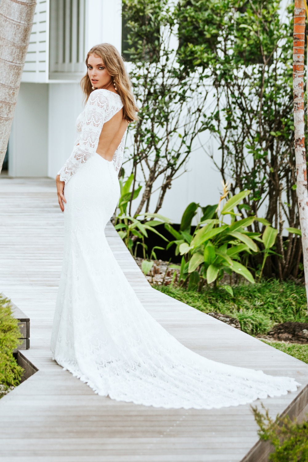 lunawillowbridal60