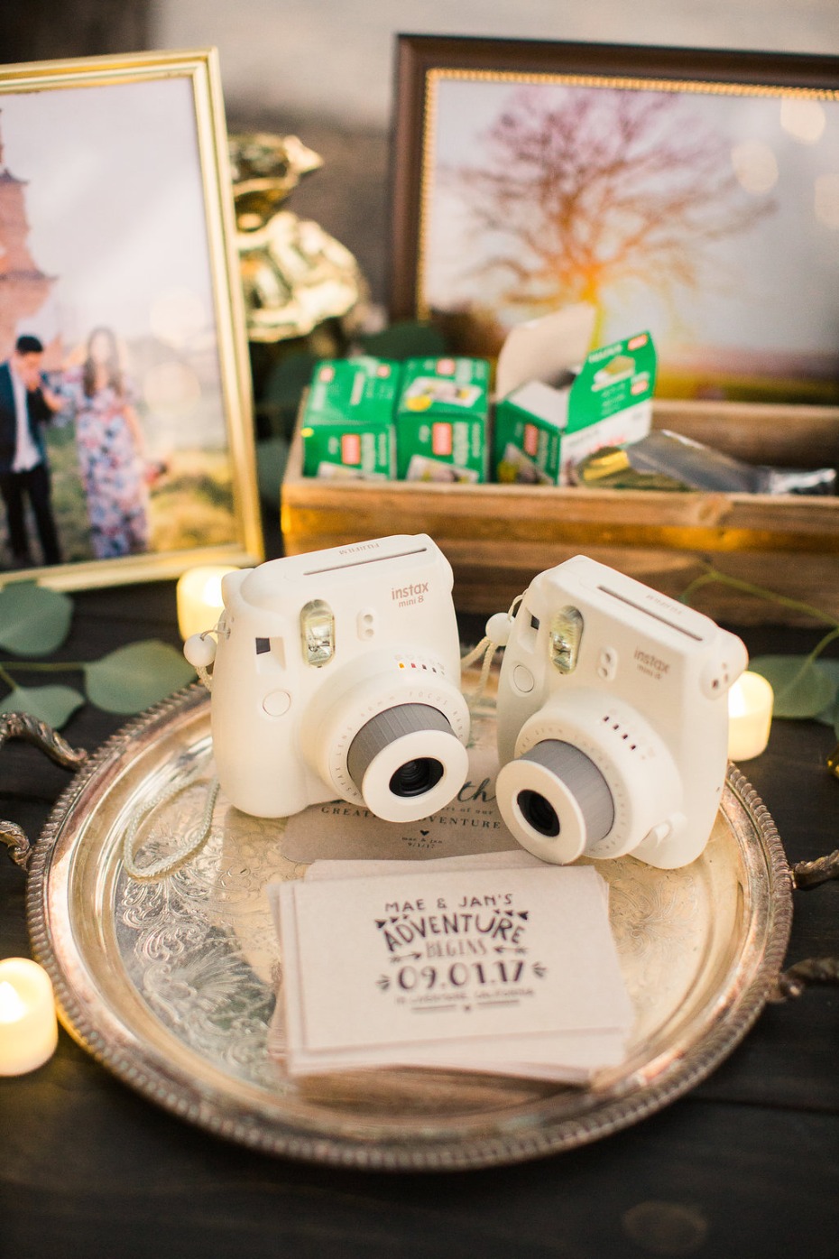 Polaroid guestbook idea