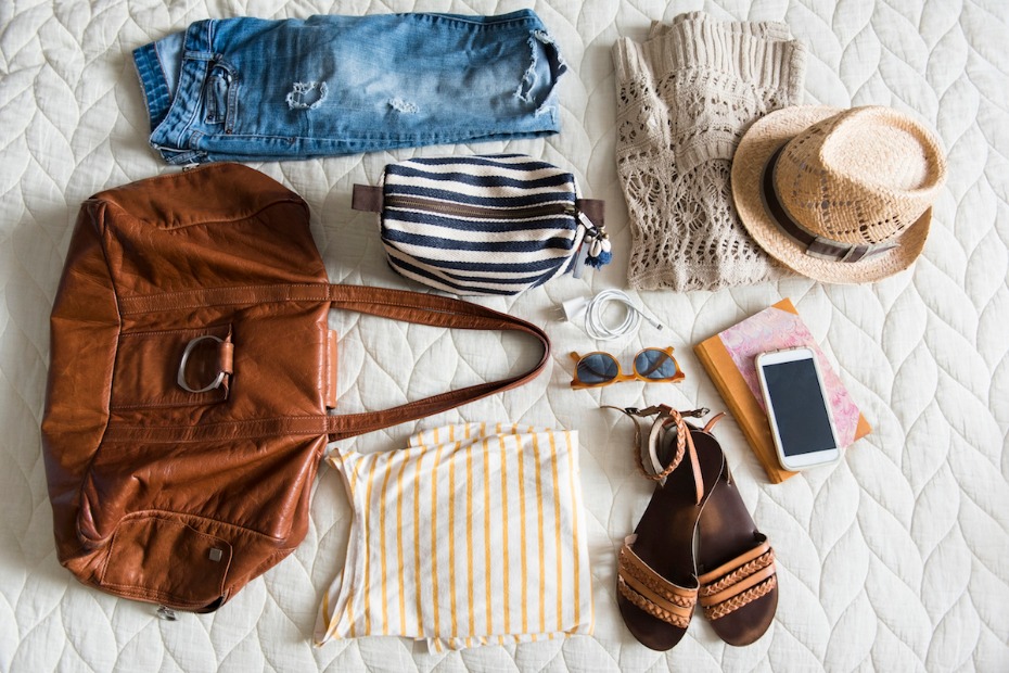 Honeymoon what to pack in your suitcase