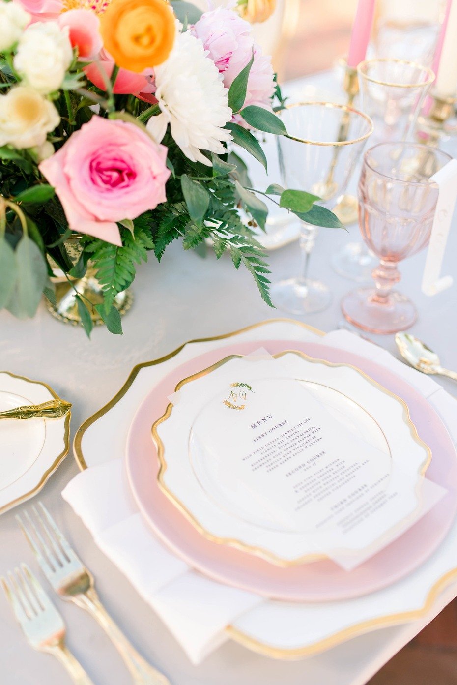 soft pink and gold wedding place setting