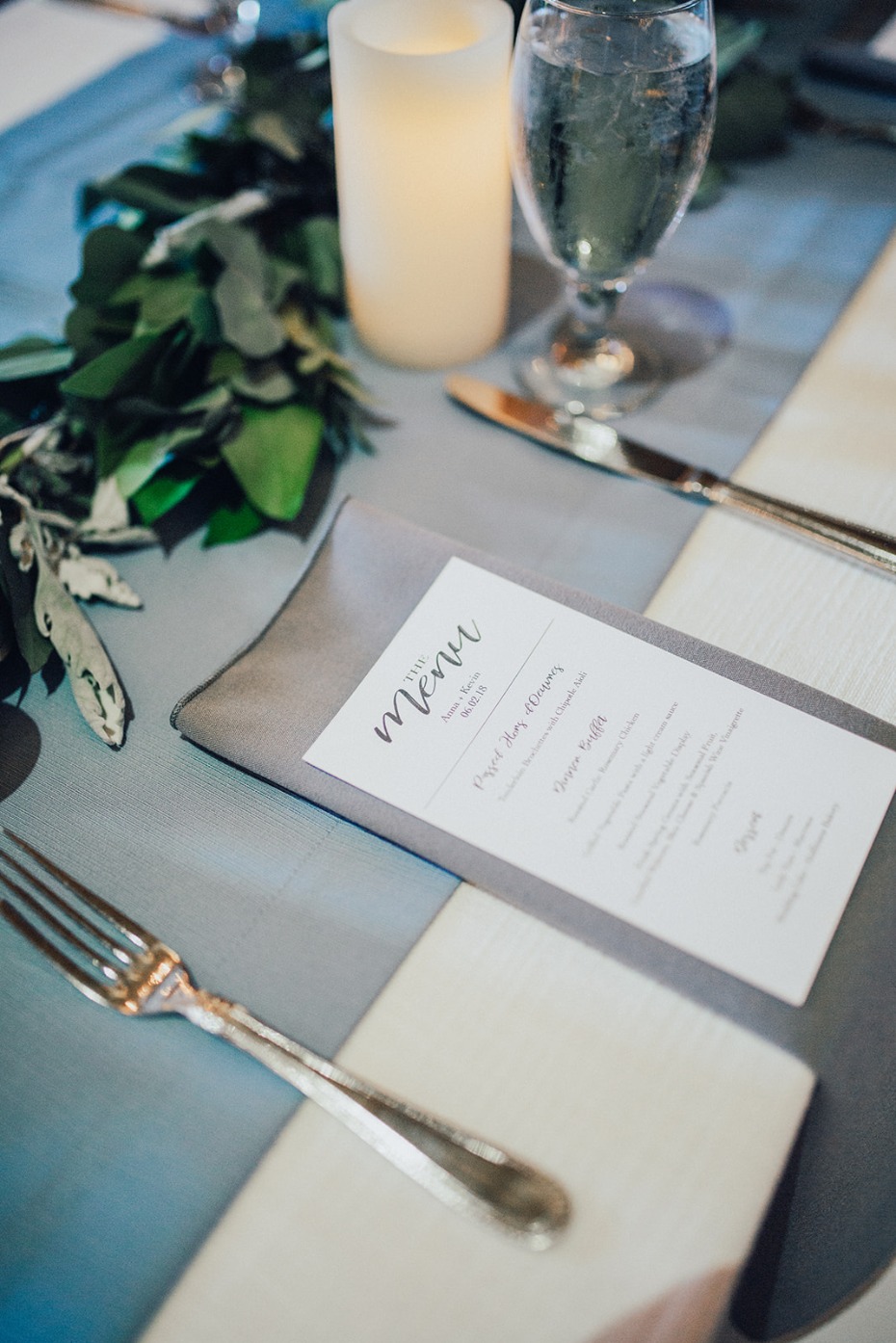 blue and grey wedding table decor