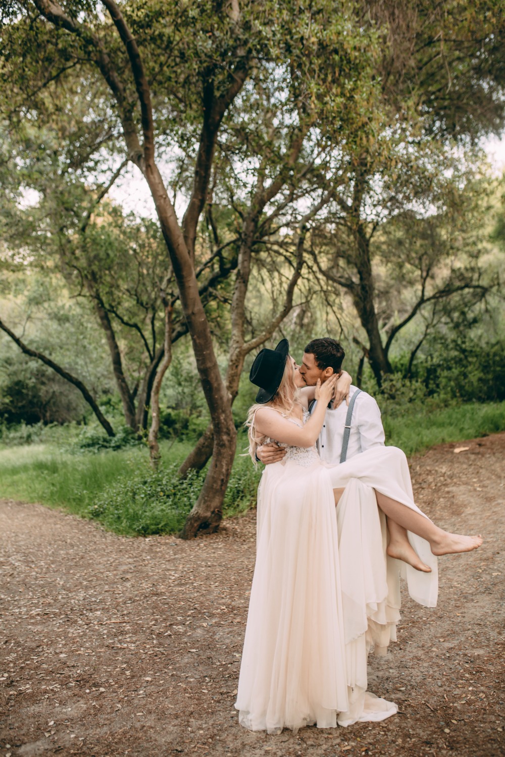this-boho-style-elopement-shoot-at