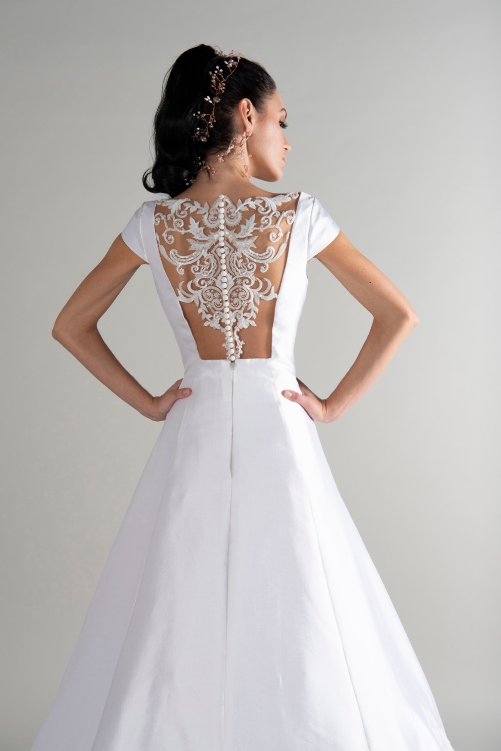 7-izumi-yumi-katsura-couture-2019-fall-bridal096