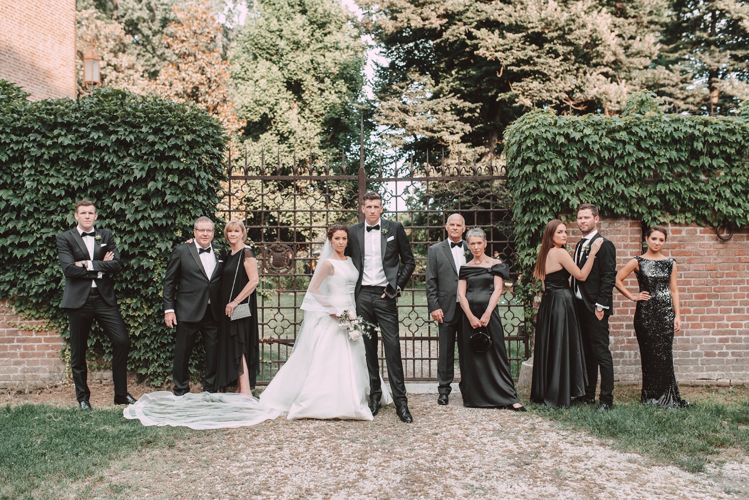 a-diy-vogue-magazine-wedding
