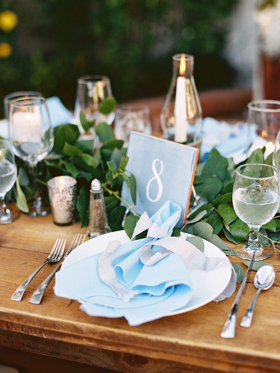 Bring That Blue And White Beach Theme Into Your Garden Wedding