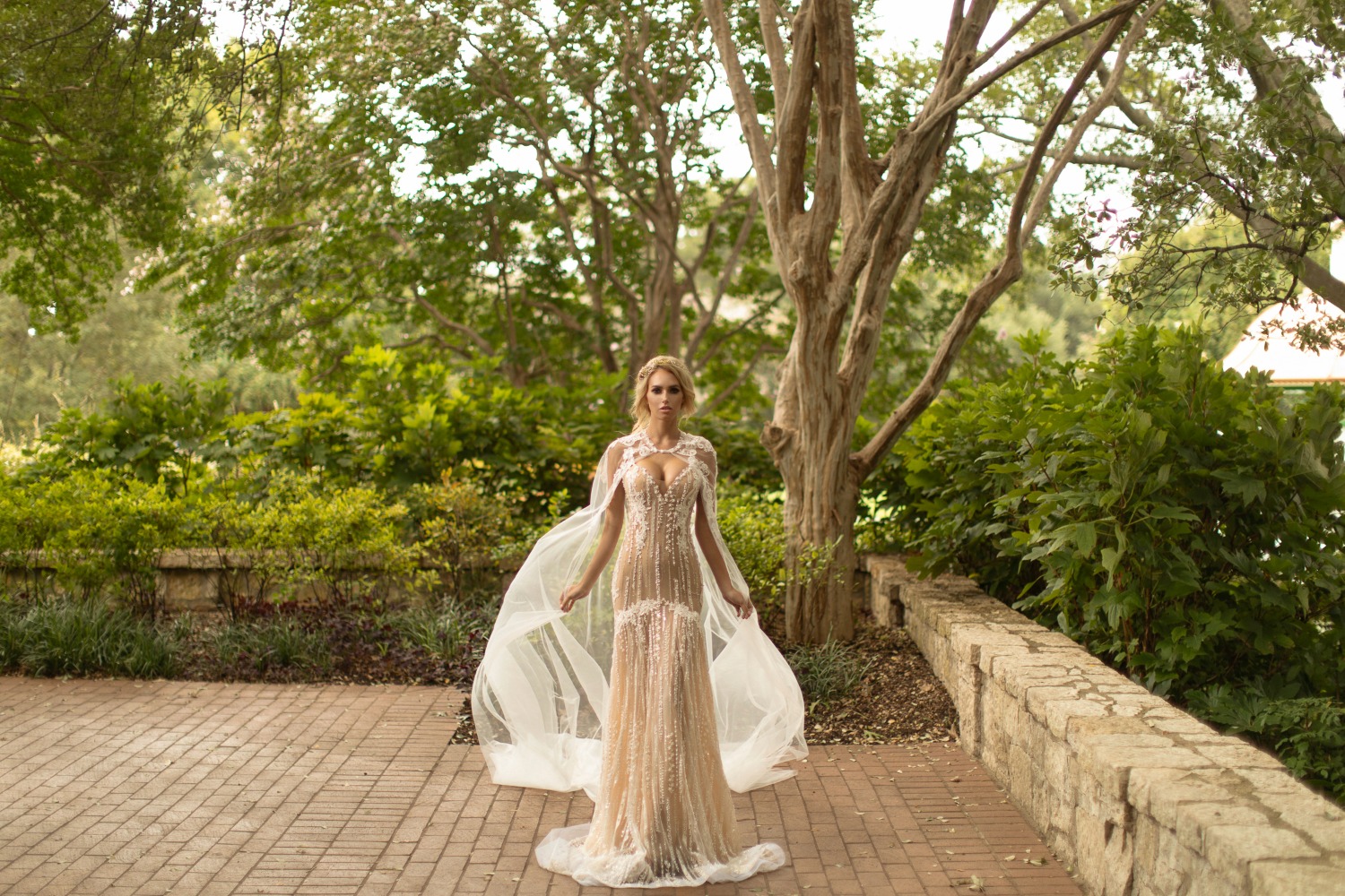 cape-front-feminine