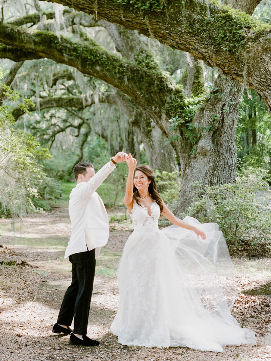 Classic South Meets Modern North In this Fabulous Wedding