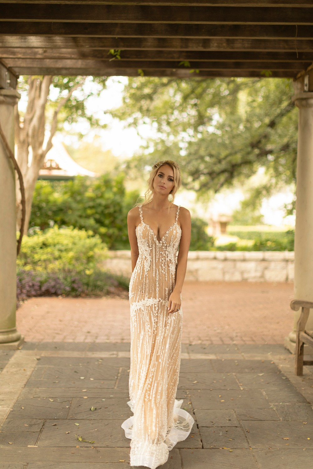 feminine-front