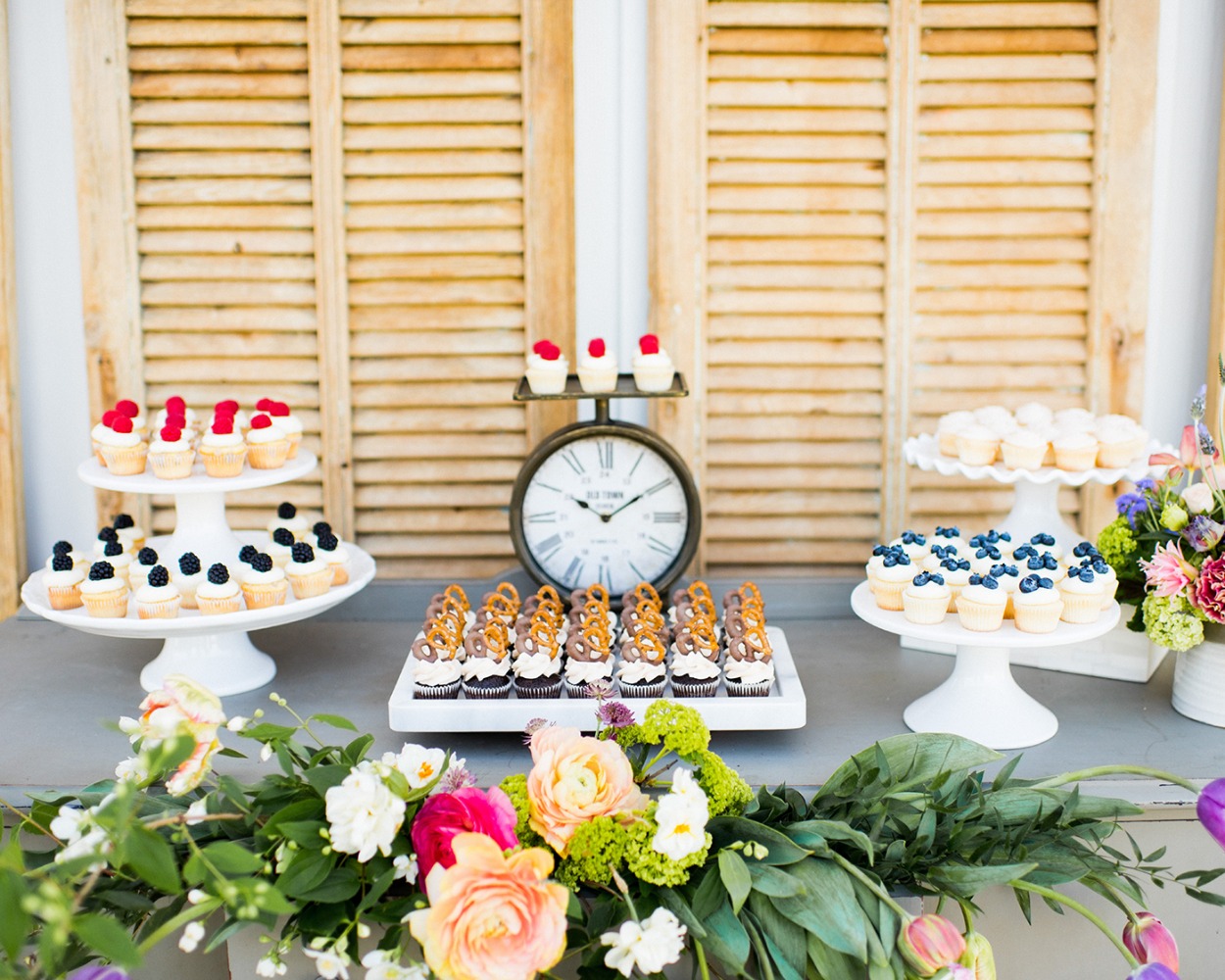 wedding dessert table idea