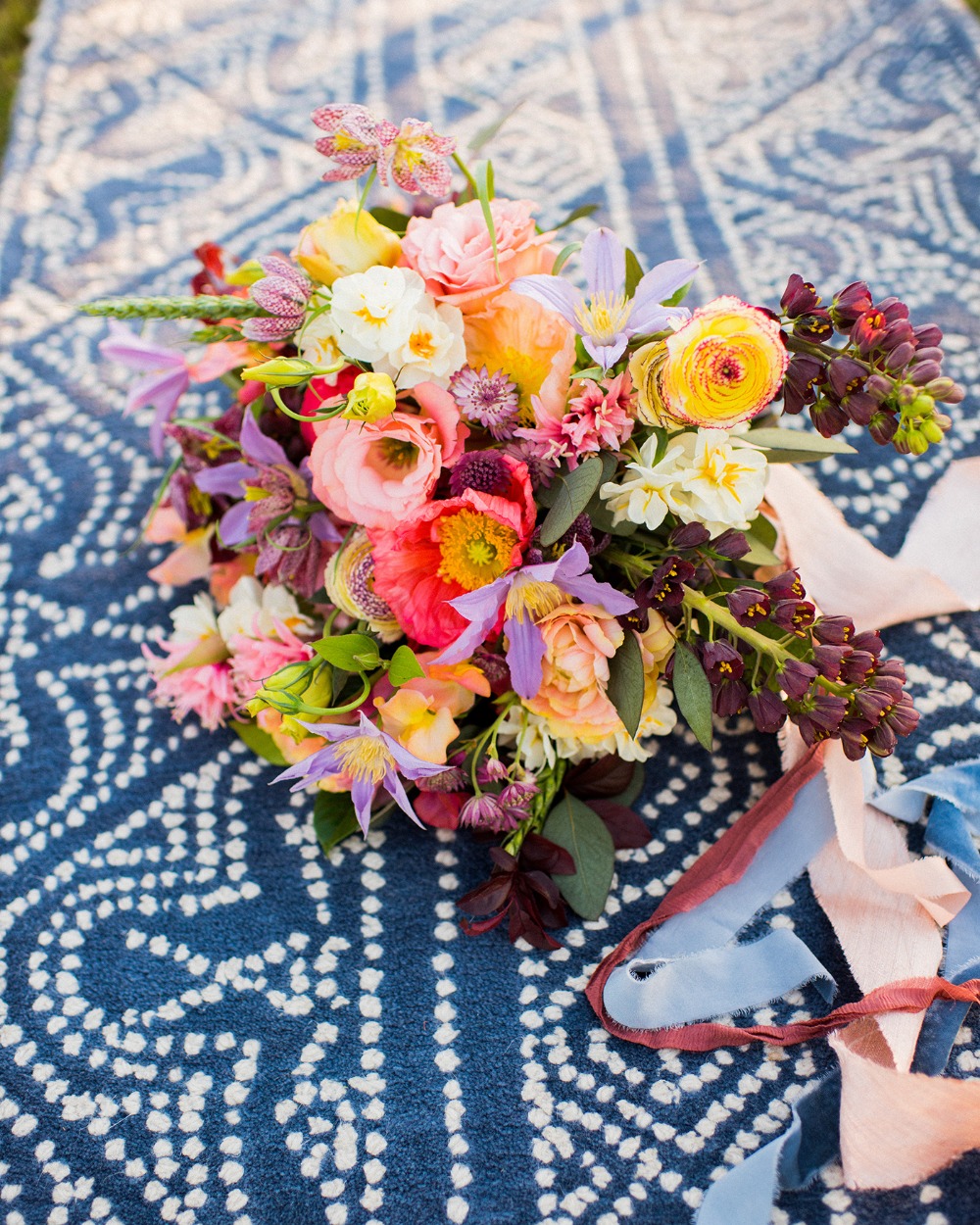 bridal bouquet idea for your summer wedding