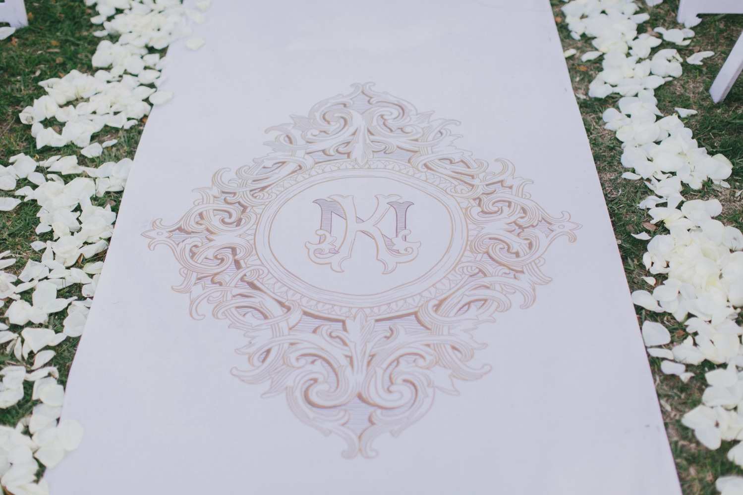 pure-luxe-bride