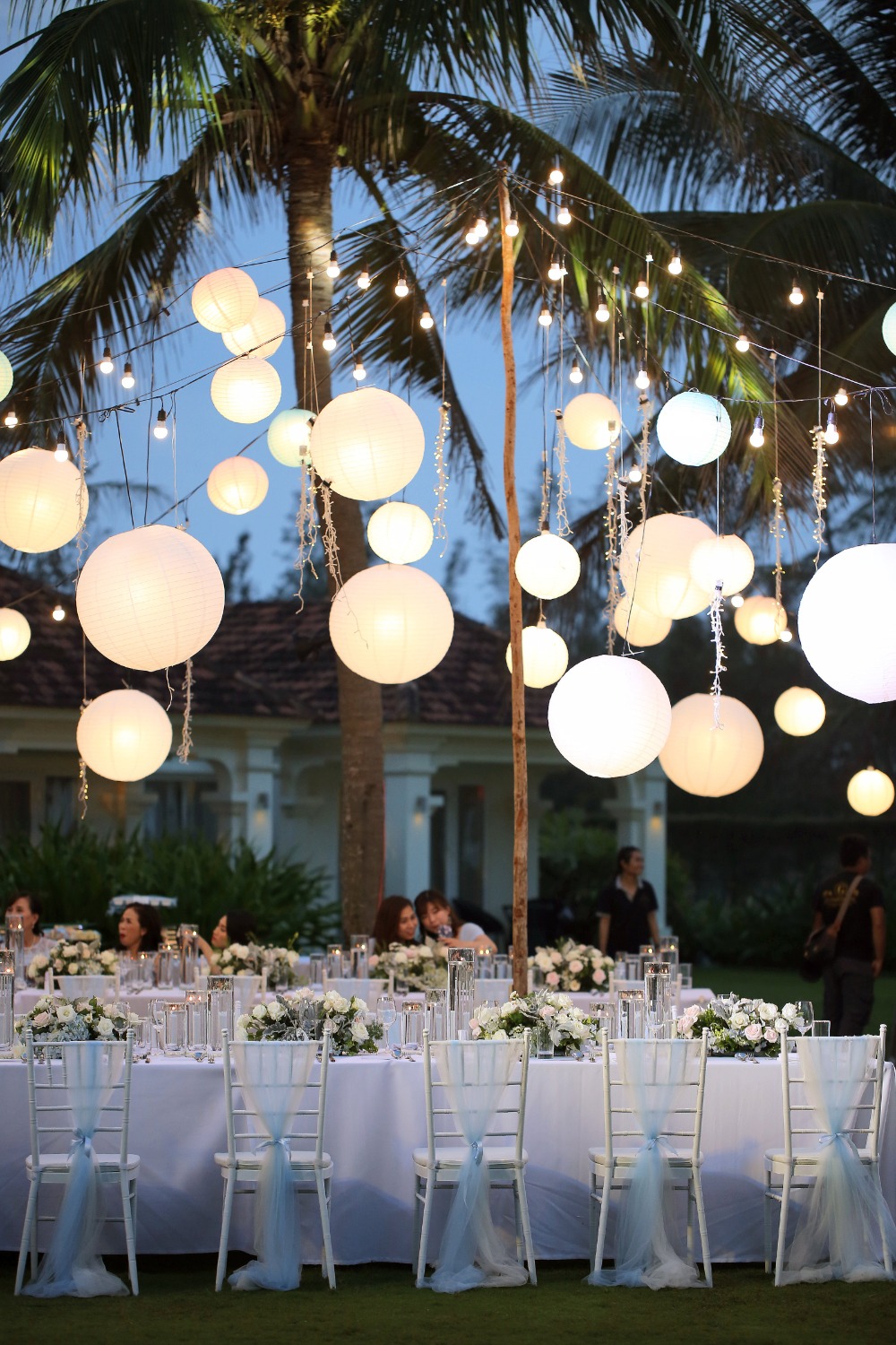 wedding lantern lights