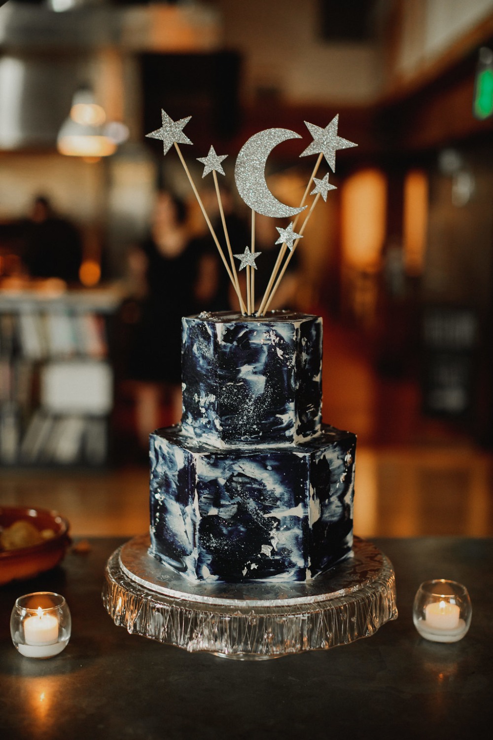starry night wedding cake