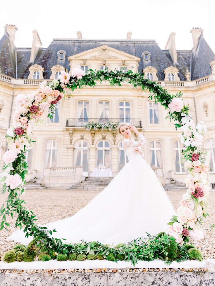 What It Would Look Like If You Got Married At A French Château