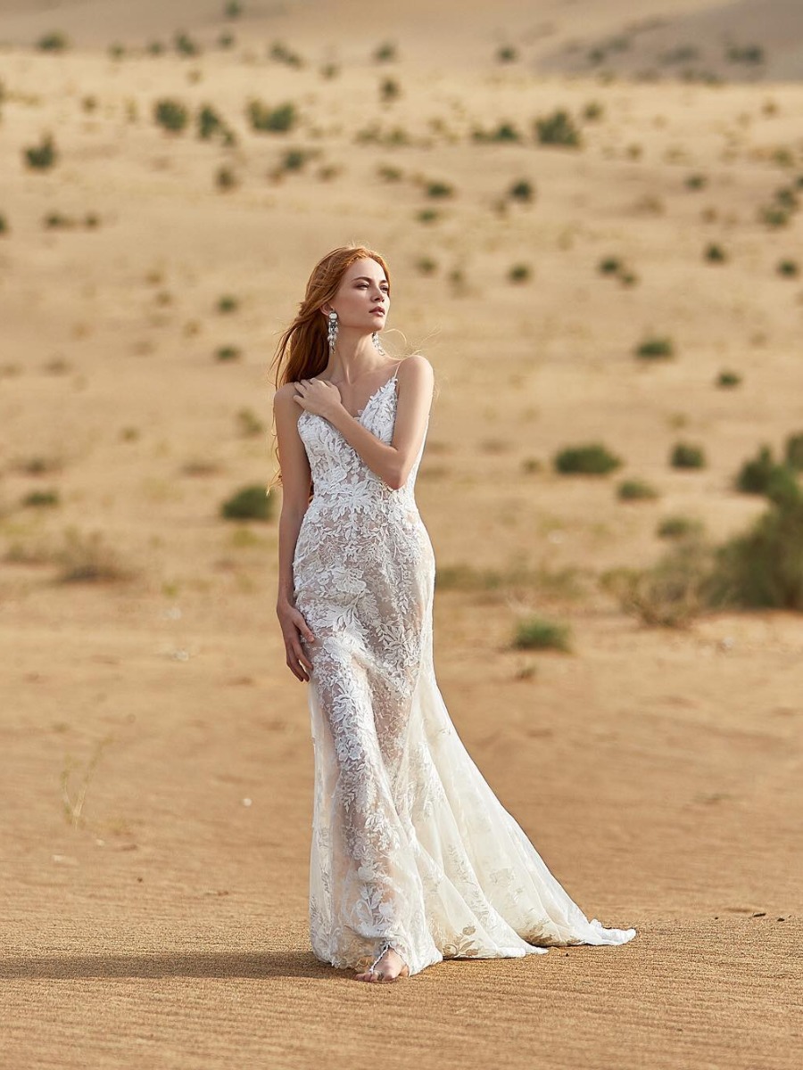 10 of the Most Stunning Wedding Dresses Under $1000