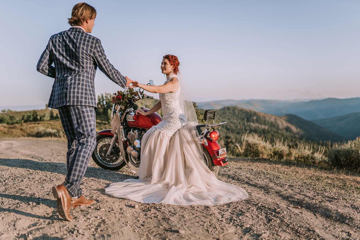betsy-couture-vintage-wedding-gowns