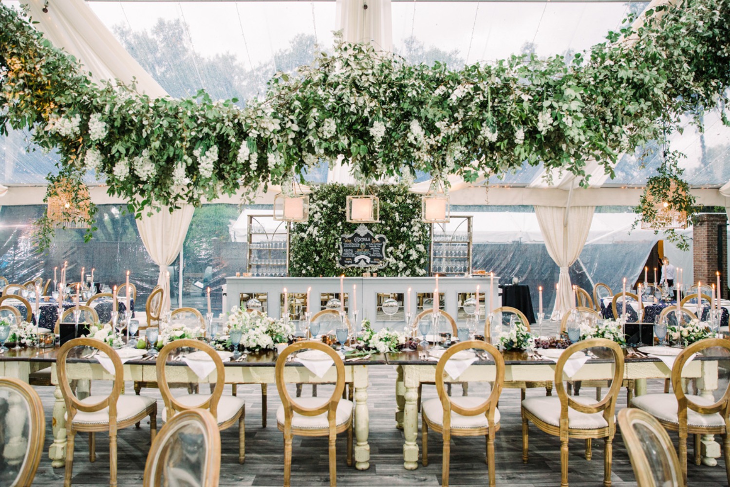 Greenery table arbor for a wedding