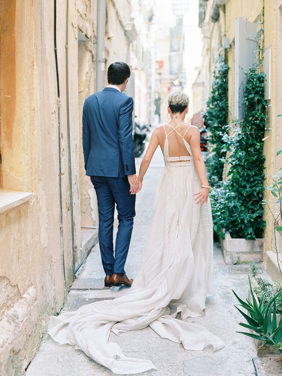 How To Have A Summer Wedding In The Greek Isles