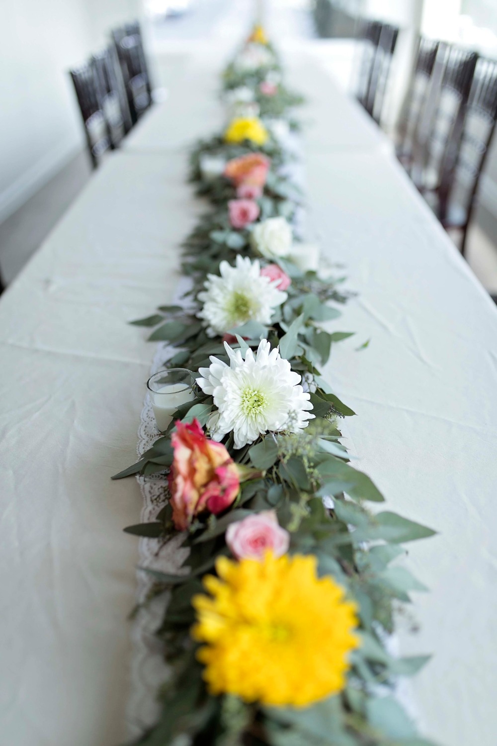 floral garland table decor