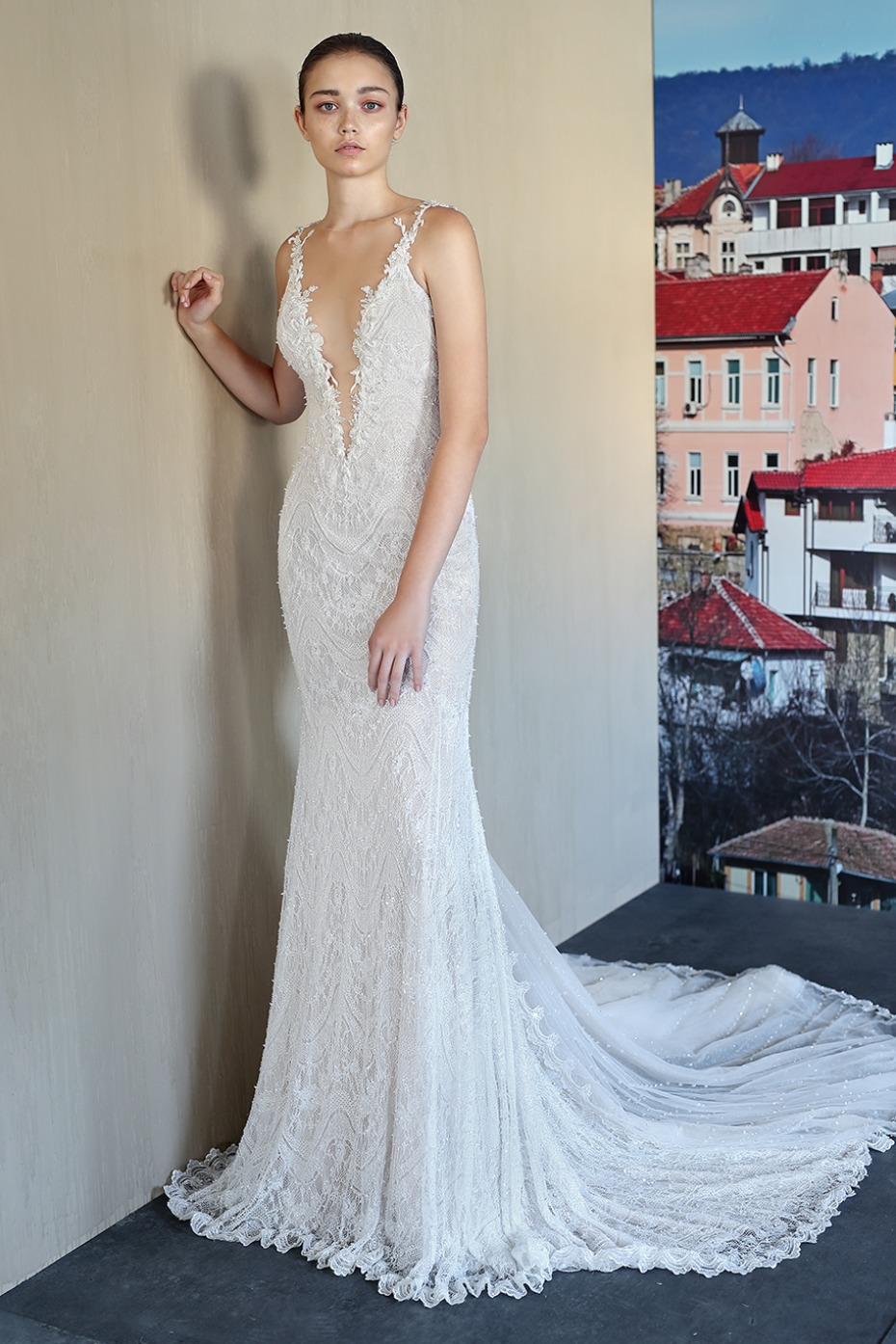 Galia Lahav Amani Front