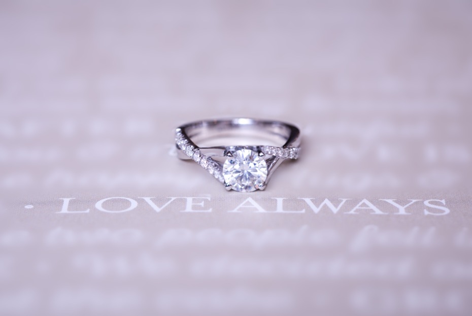 Diamond Wish Engagement Ring Round