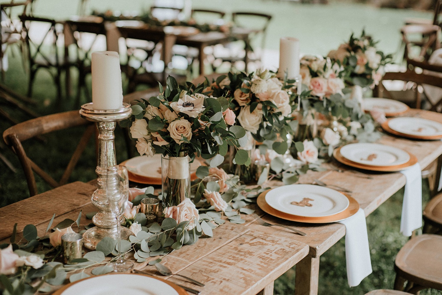 rustic chic gold blush and white wedding tables