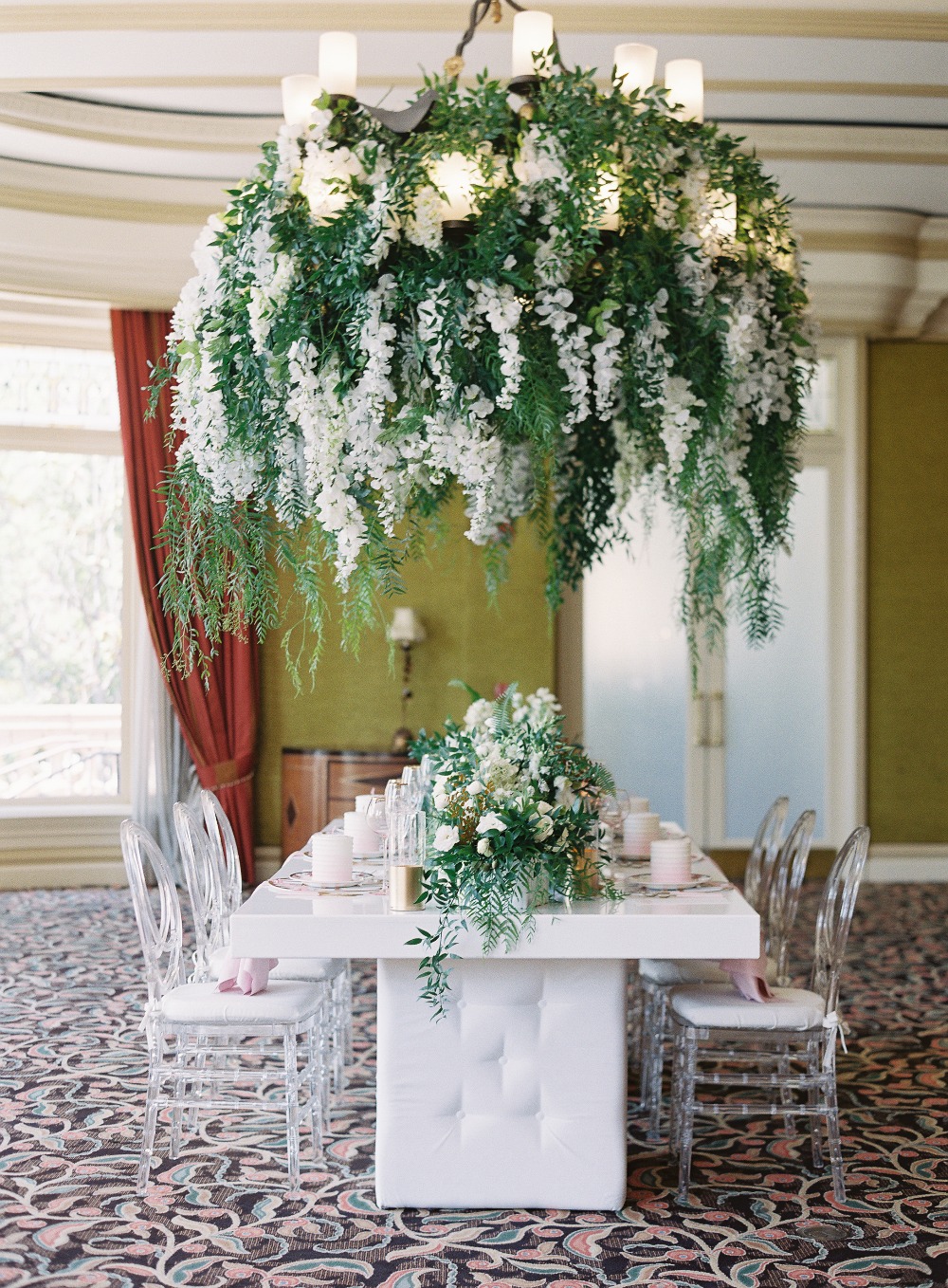 Greenery wedding decor