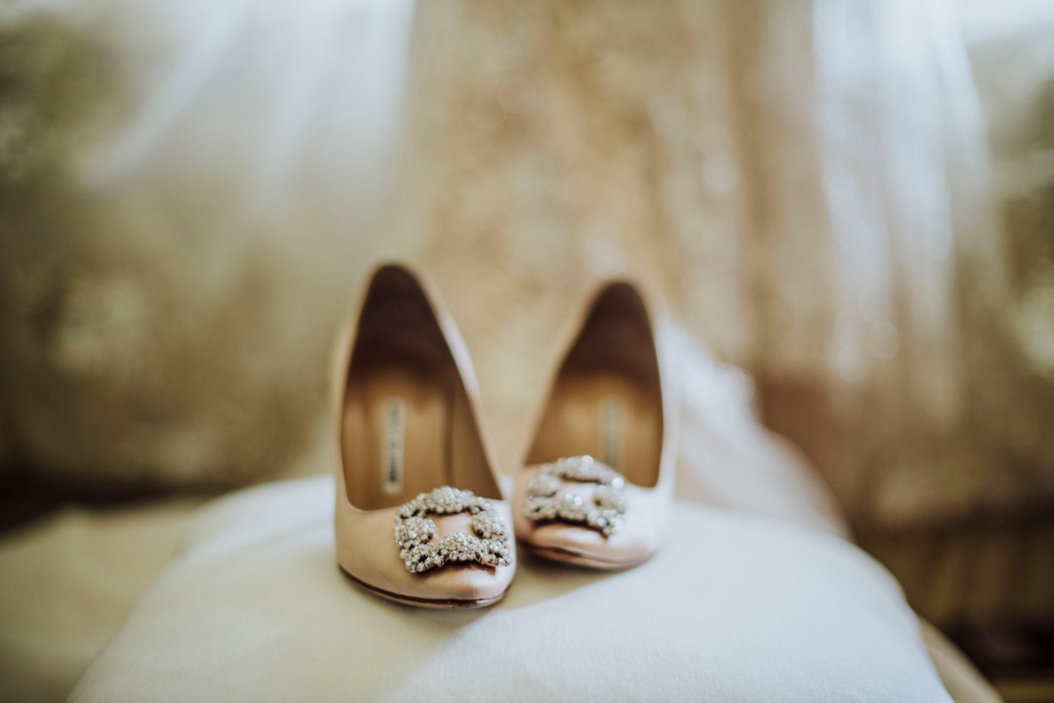this-castle-wedding-is-mind-blowing