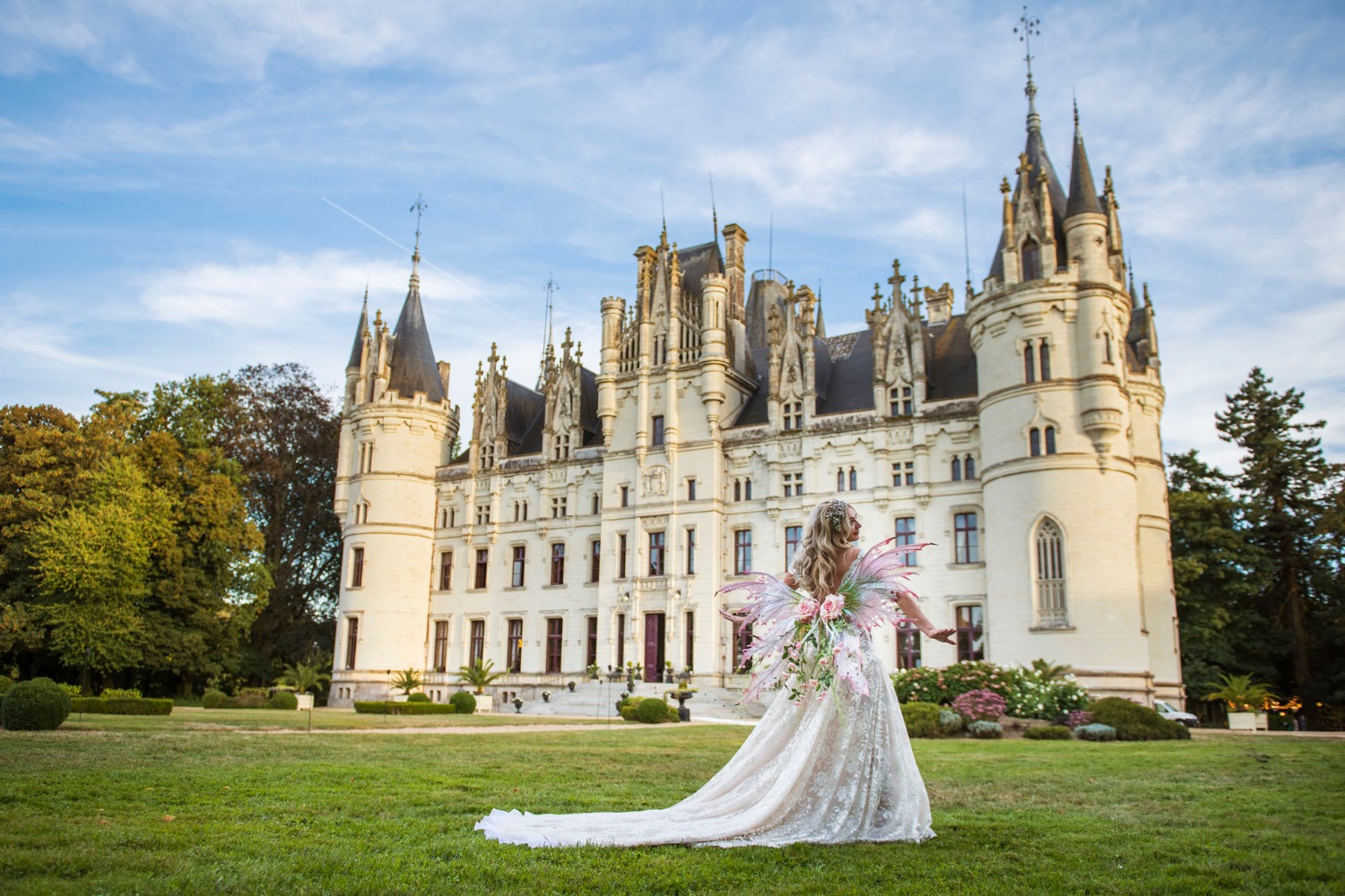 this-castle-wedding-is-mind-blowing