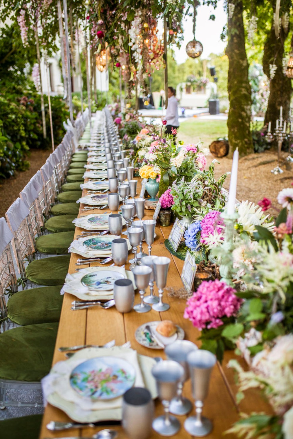 this-castle-wedding-is-mind-blowing