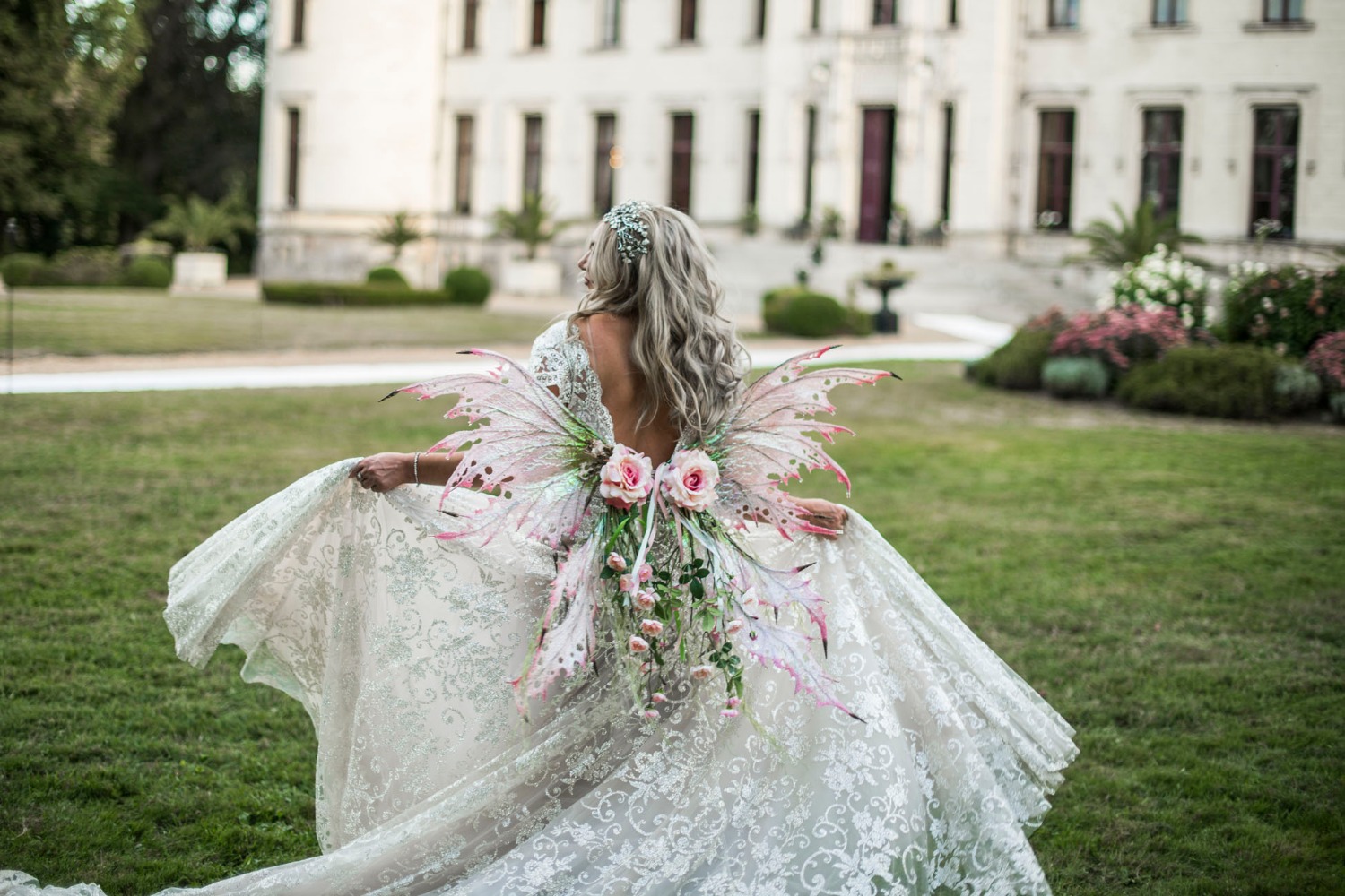 this-castle-wedding-is-mind-blowing