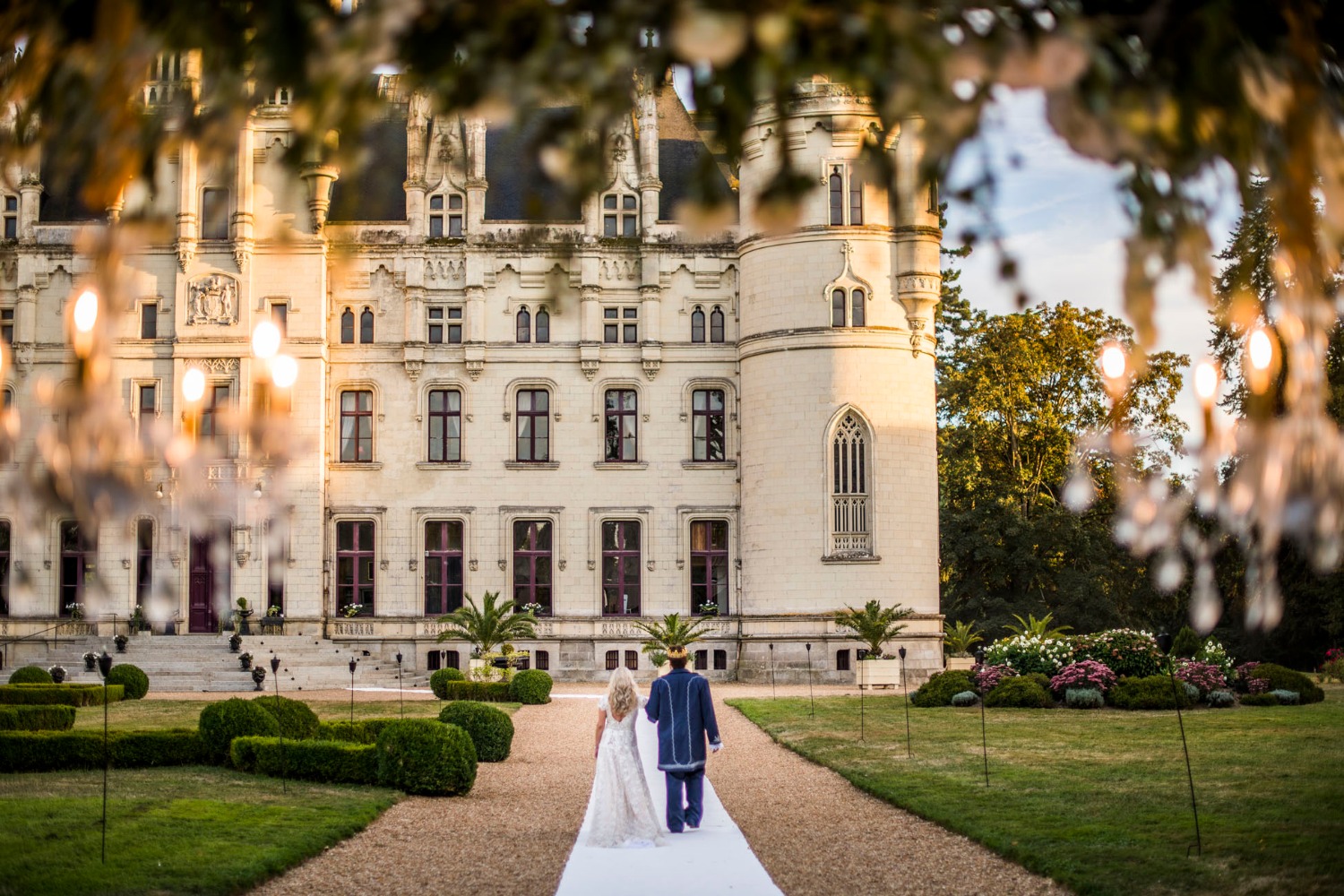 this-castle-wedding-is-mind-blowing