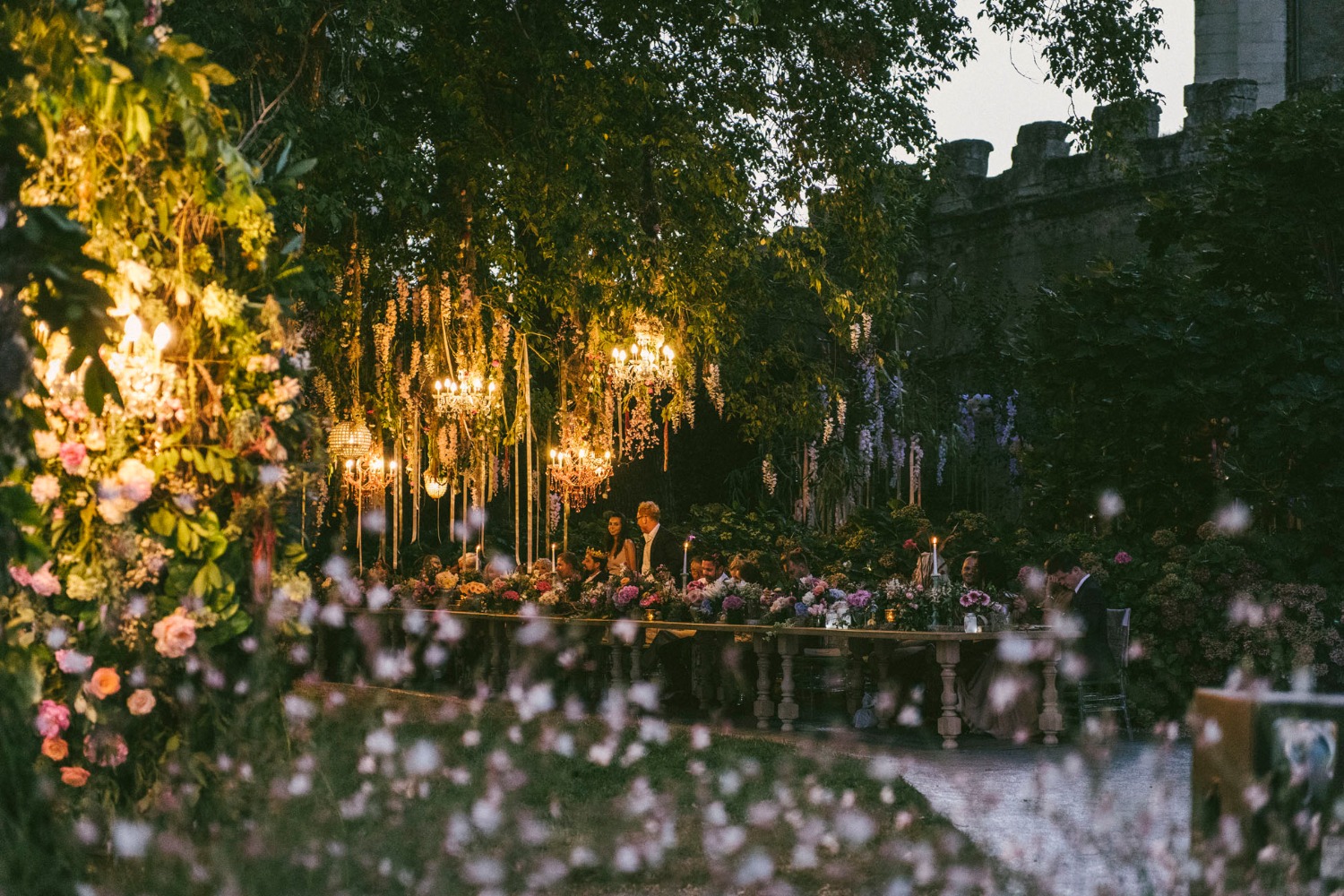 this-castle-wedding-is-mind-blowing