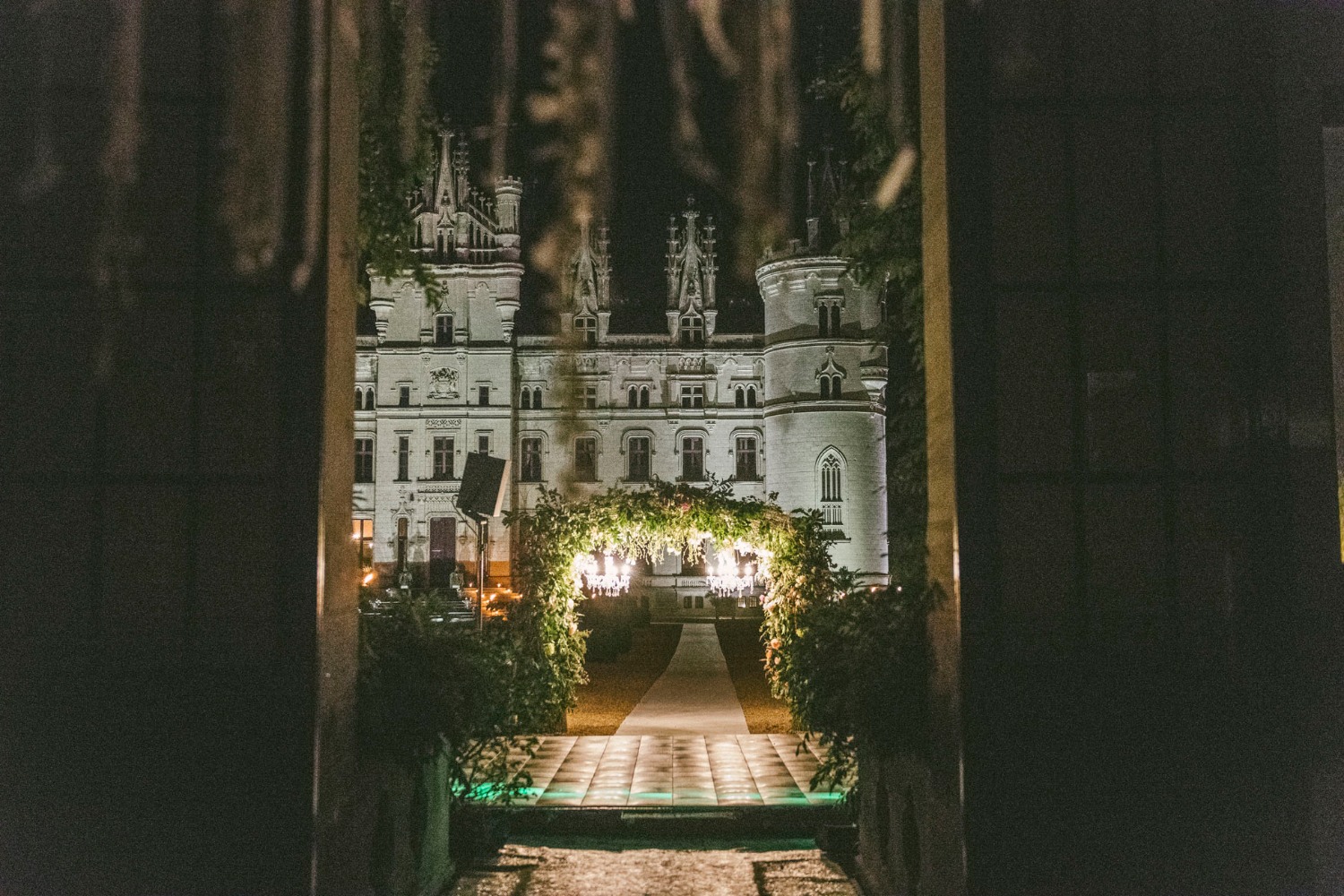 this-castle-wedding-is-mind-blowing