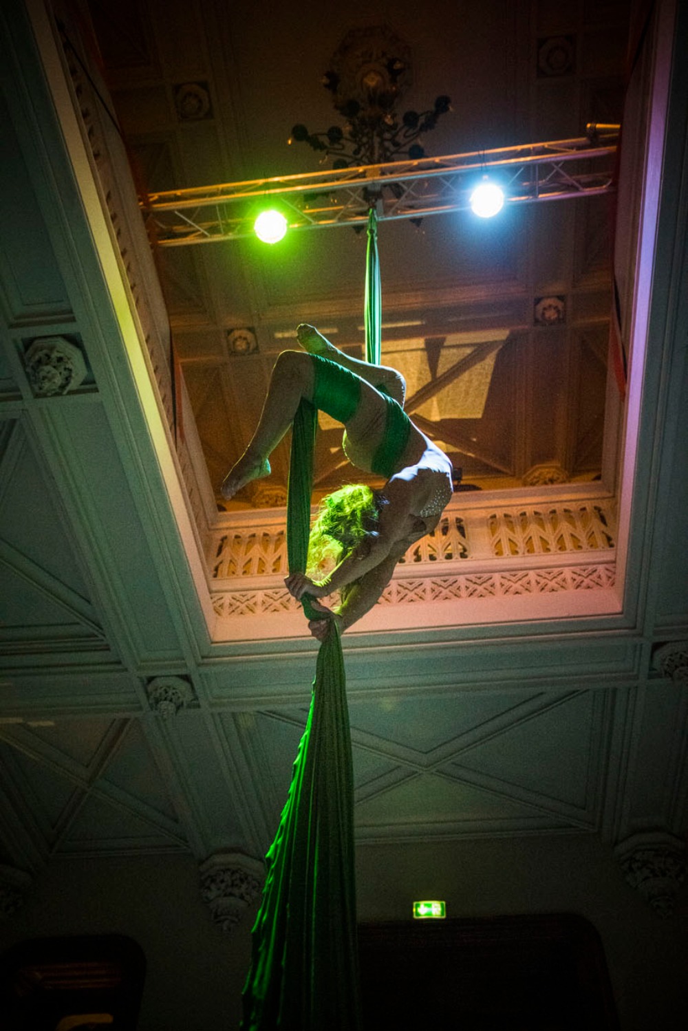 this-castle-wedding-is-mind-blowing