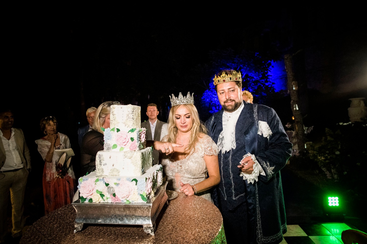 this-castle-wedding-is-mind-blowing