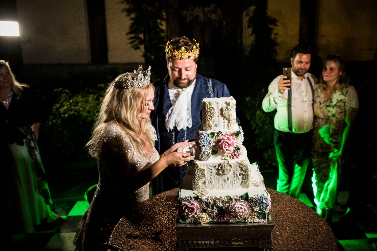 this-castle-wedding-is-mind-blowing