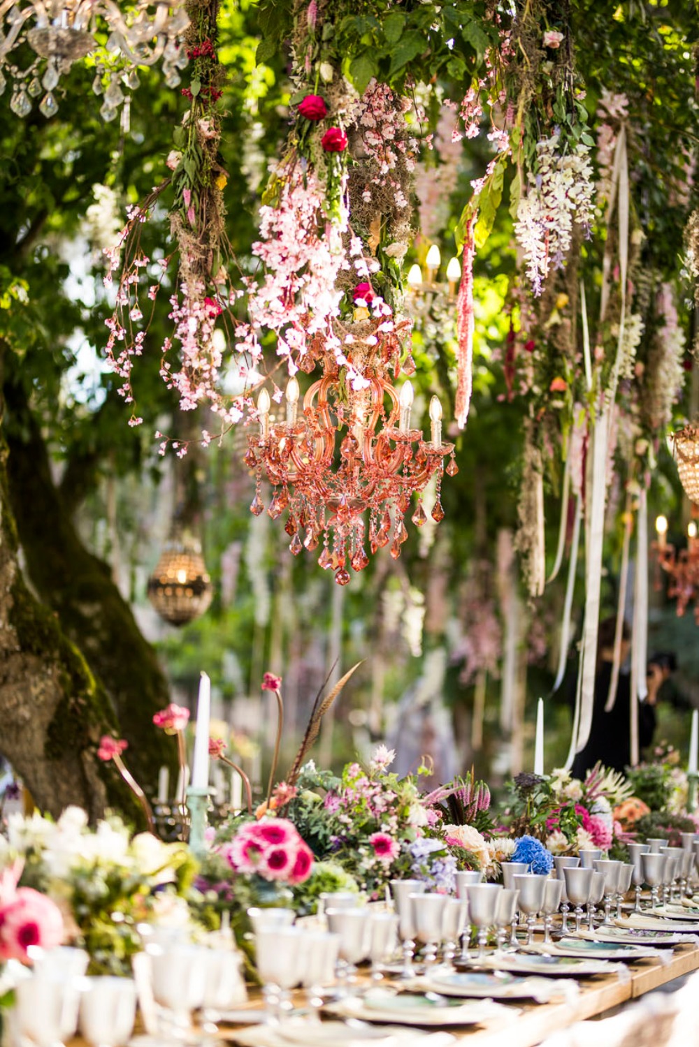 this-castle-wedding-is-mind-blowing
