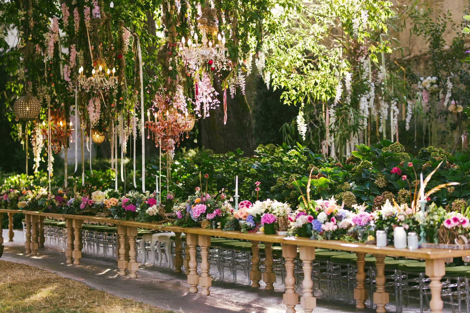 this-castle-wedding-is-mind-blowing