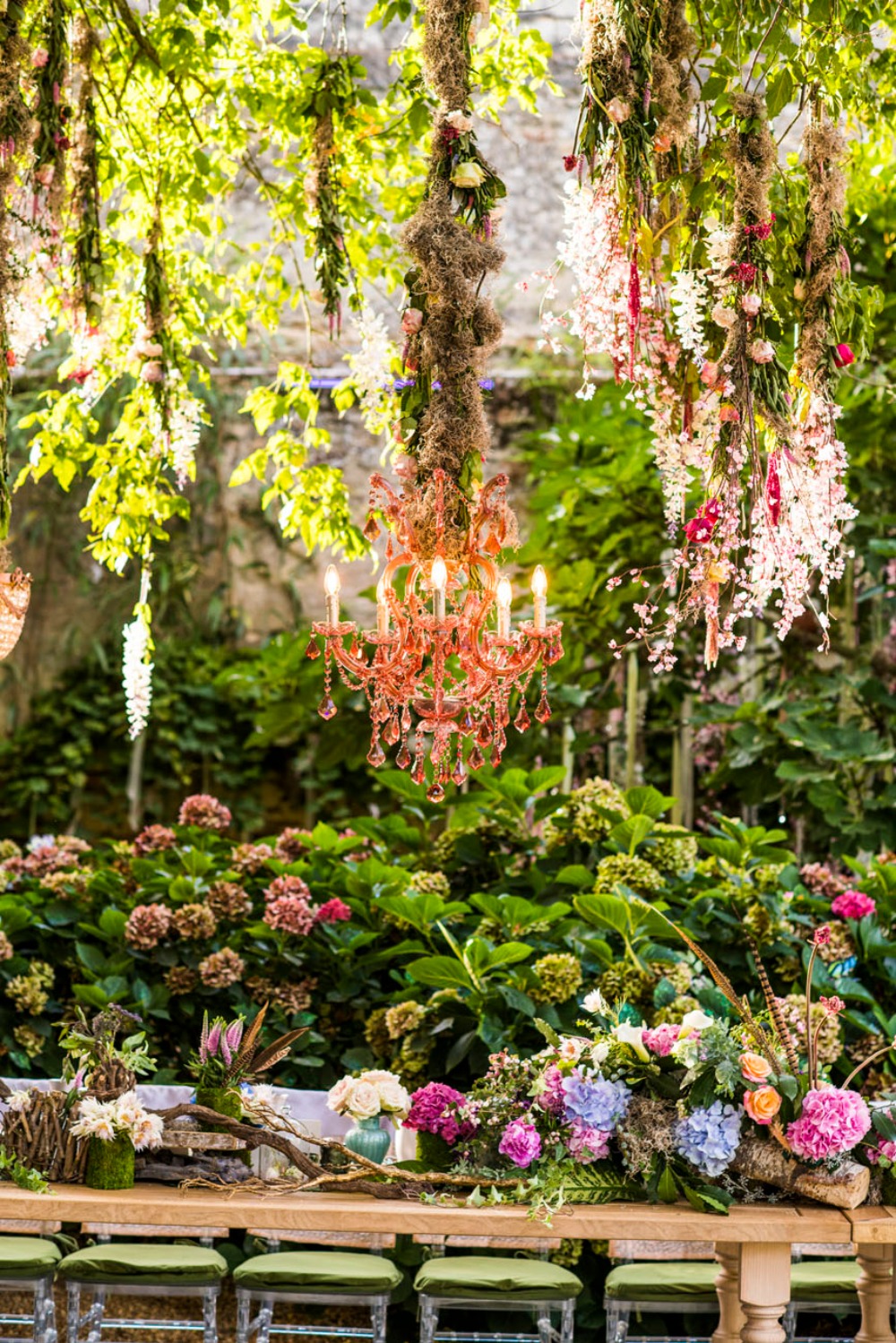 this-castle-wedding-is-mind-blowing