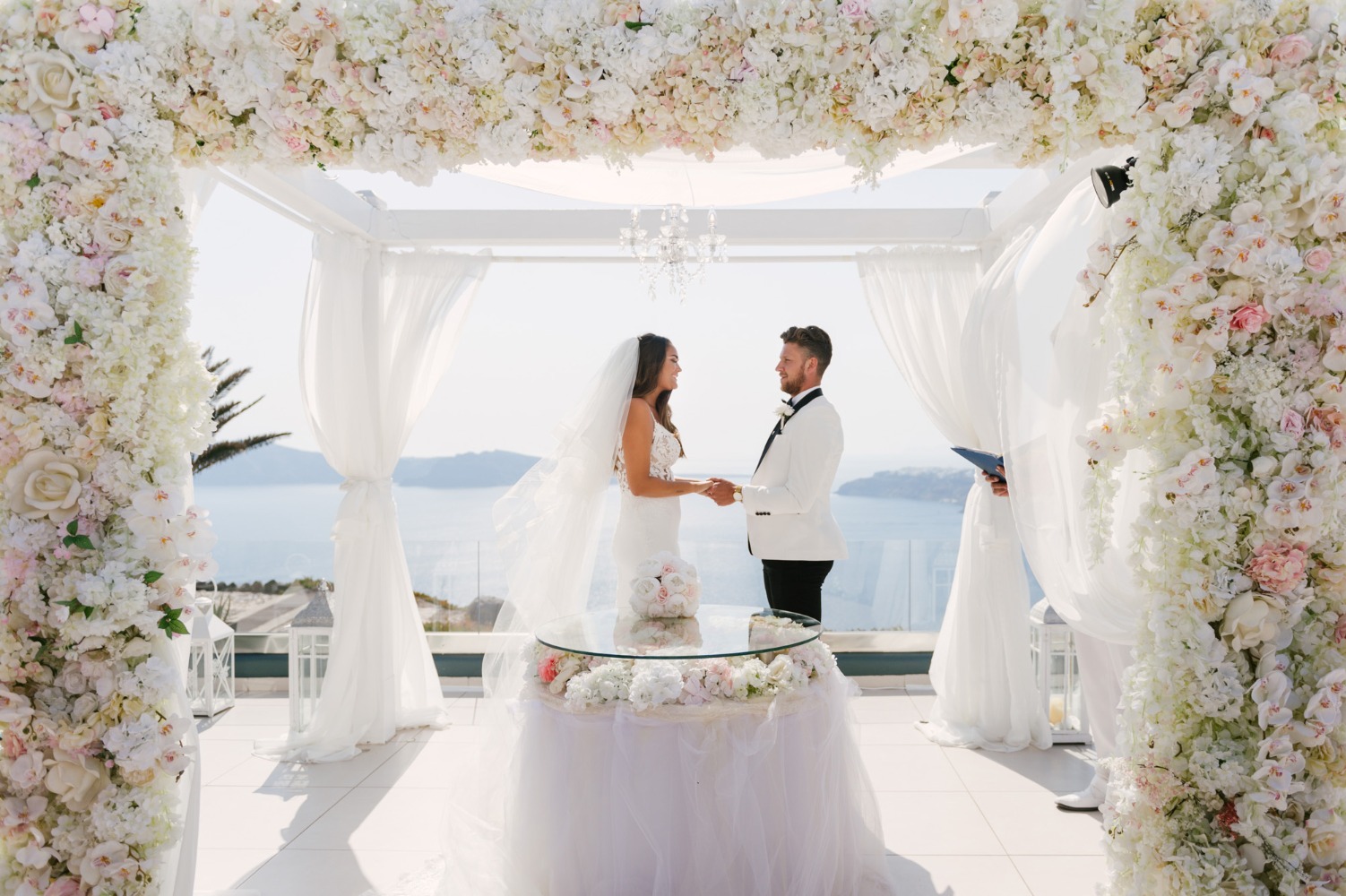 glamorous wedding in Greece