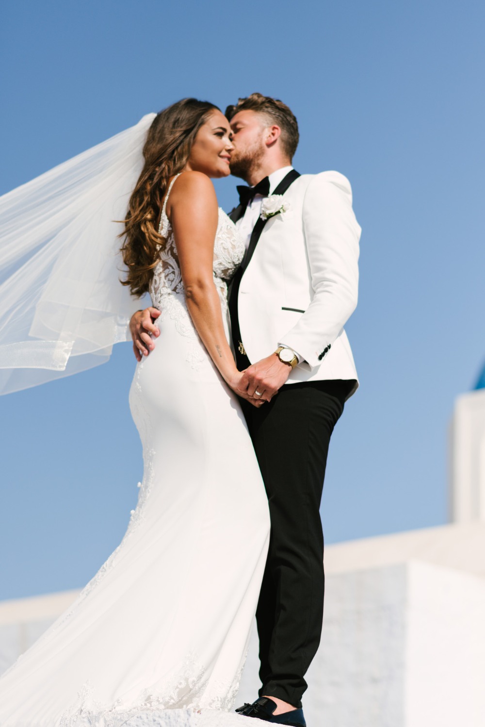 What Your Dream Wedding In Santorini Would Look Like