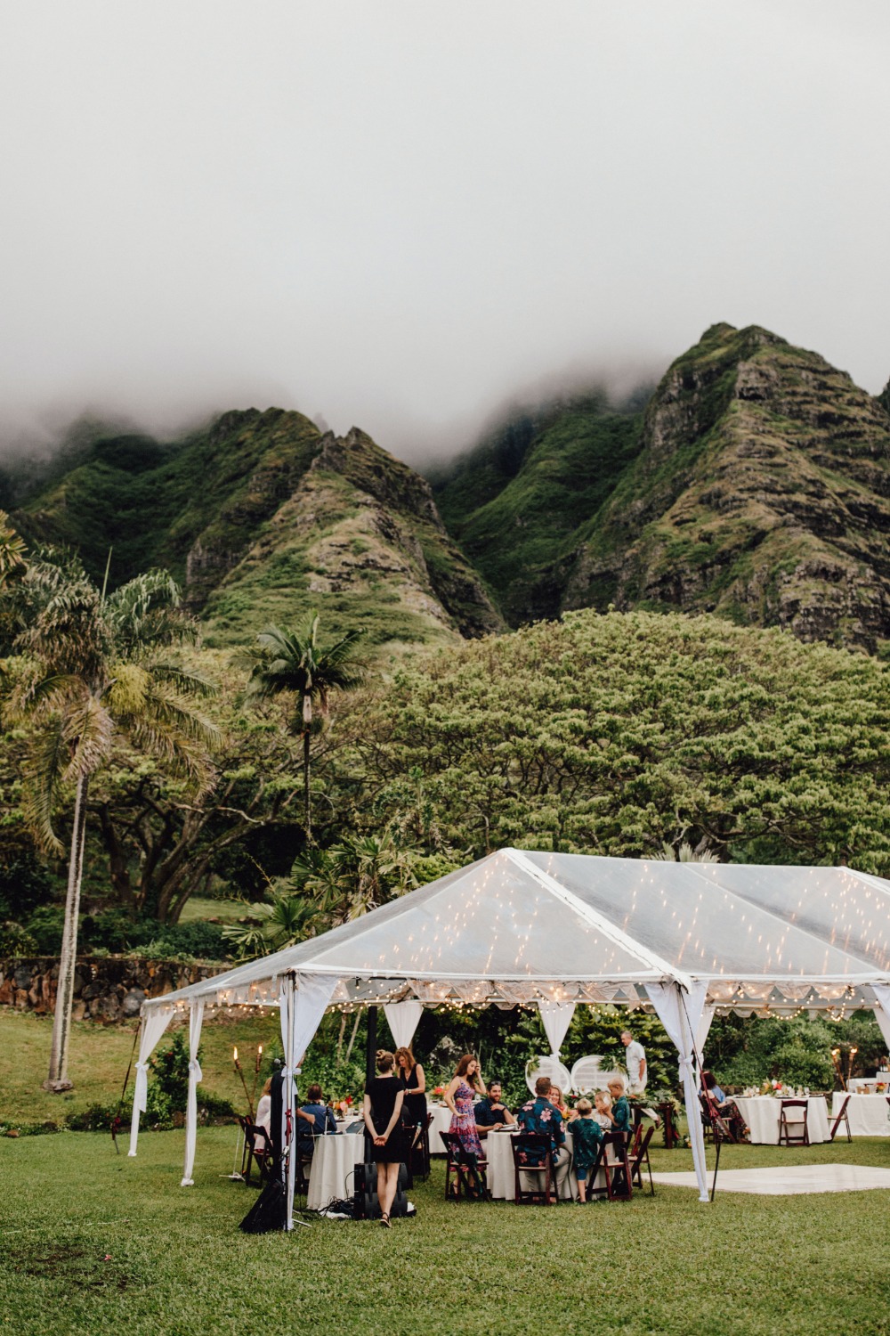 Gorgeous Hawaii wedding in Oahu